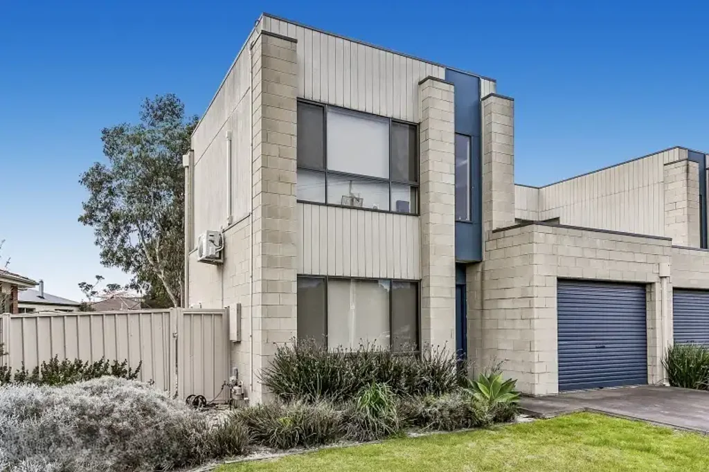 Modern, Coastal Living