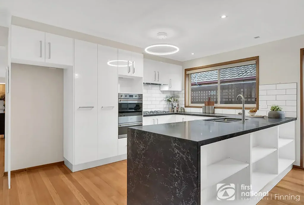 Family Home in a Quiet Court Location with Excellent Access to Amenities