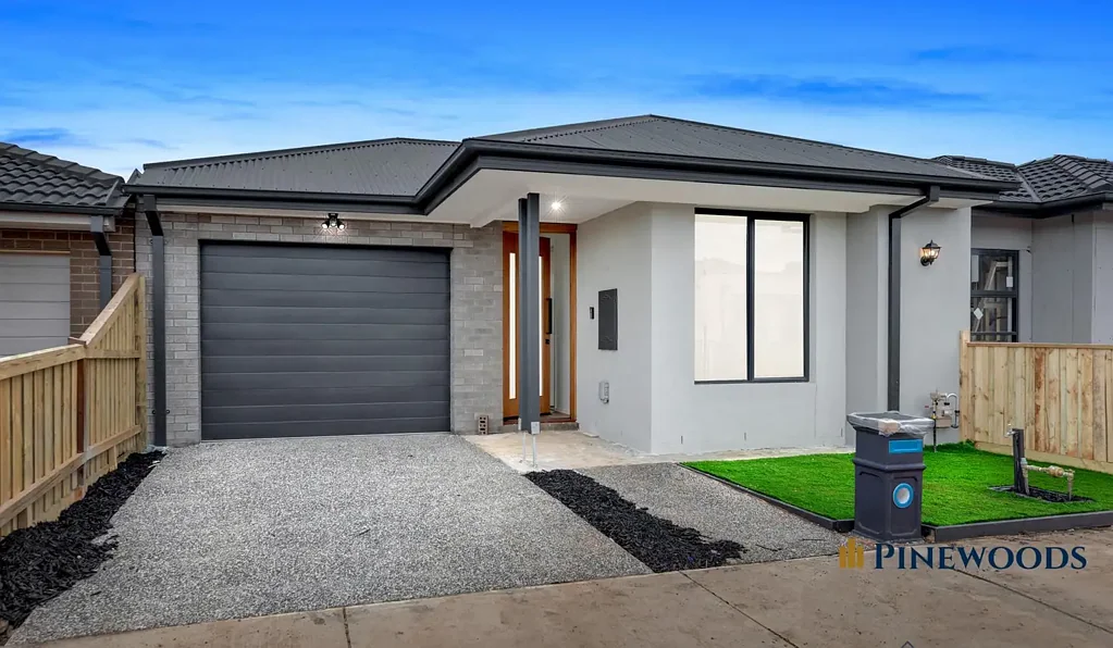 Rockbank 4Kwarto Stylish 4-Bedroom Family Home in Rockbank!