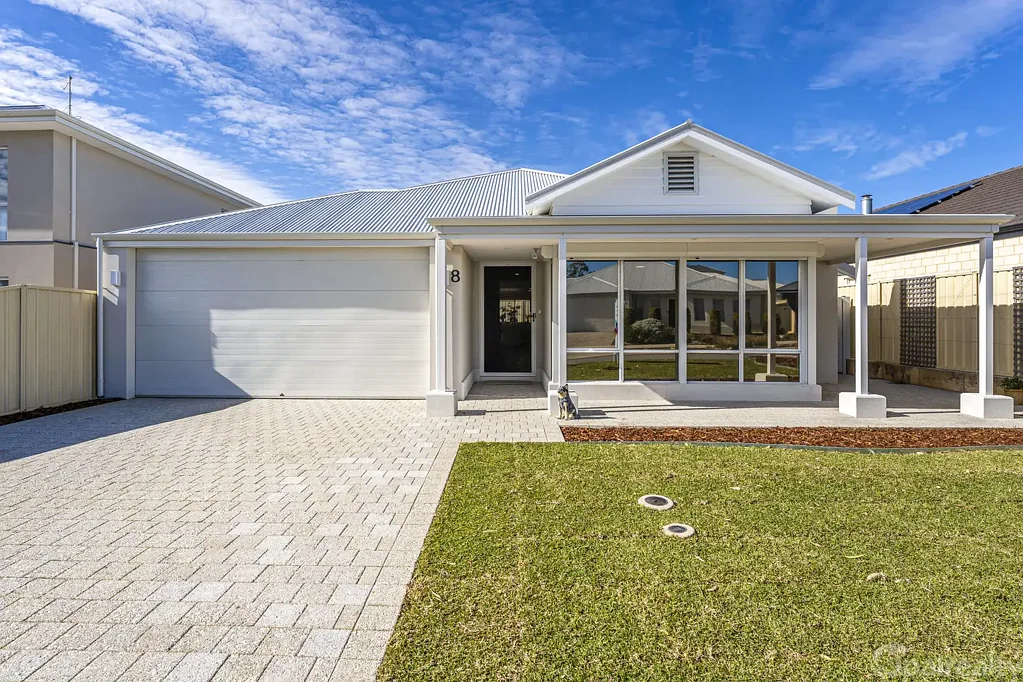 Madora Bay 4 Bedroom Parkside living just moments from the beach