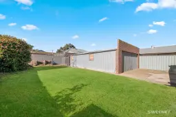 33 Crellin Avenue South, Altona Meadows