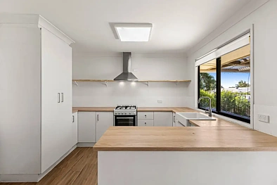 12 Whalan Court, Kearneys Spring, QLD 4350, 4房, 1浴, House