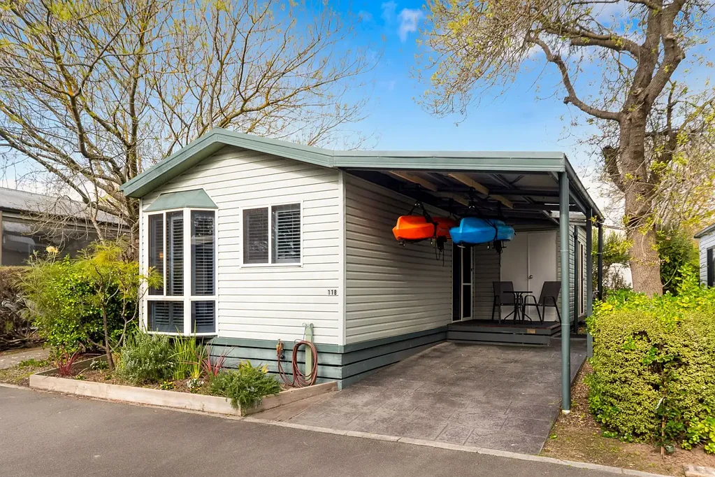 Mornington 2ਬੈੱਡਰੂਮ The Brief: FOR THE OVER 55’S - DOWNSIZE OR RETIRE IN STYLE