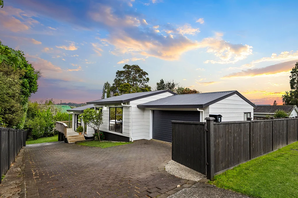 4 Macrocarpa Place, Ranui, Waitakere City, Auckland