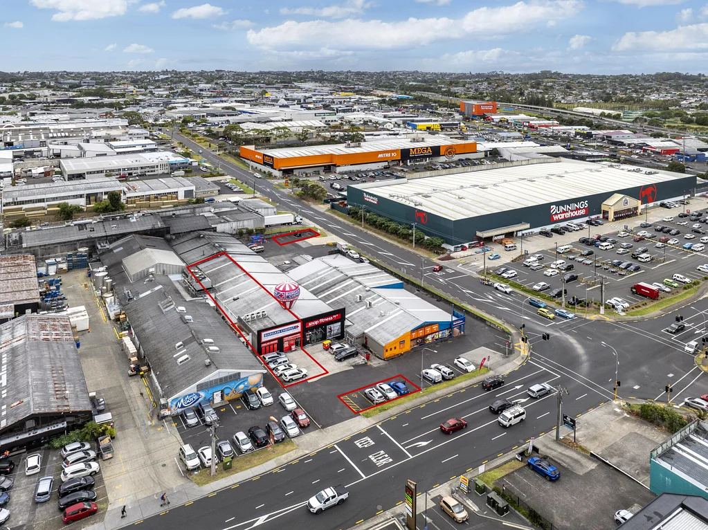 Wairau Valley Wairau Valley Road front 453sqm retail for lease