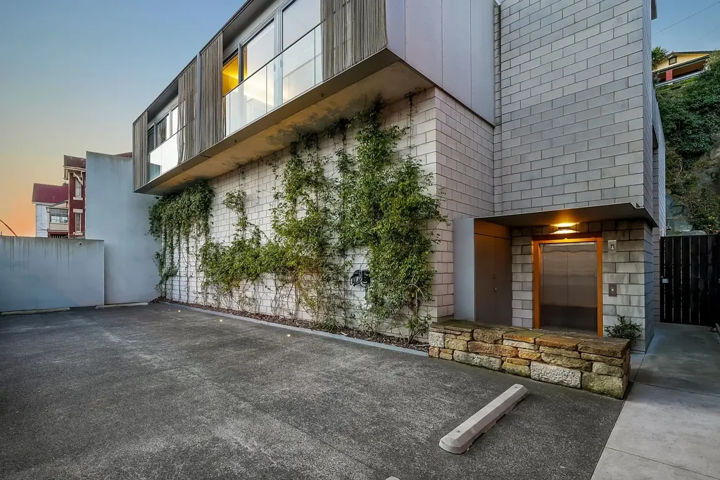 1/95 Brooker Avenue, Glebe, TAS 7000