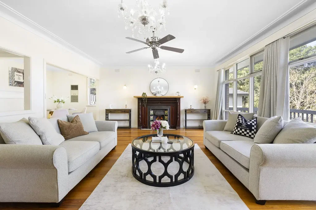 Ferntree Gully 3 Bedroom Character-Rich Family Living with Elevated Outlooks