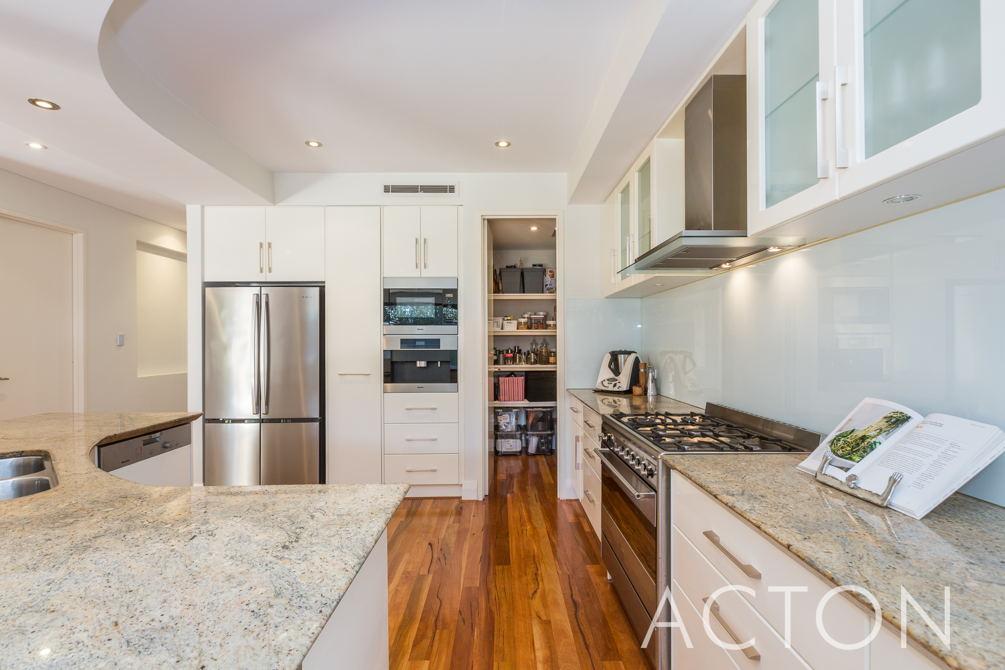 16 REGINALD ST, COTTESLOE WA 6011, 0房, 0浴, House