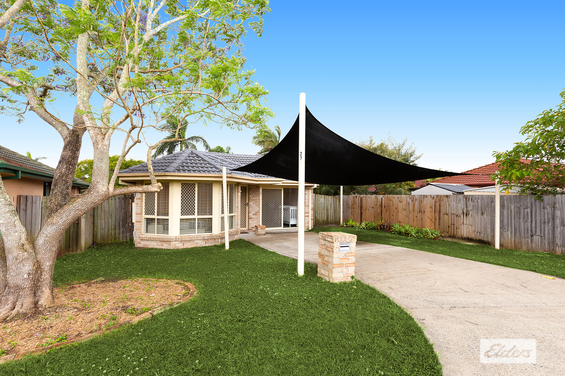 27 LAMINGTON PL, LOGANHOLME QLD 4129, 0 habitaciones, 0 baños, House