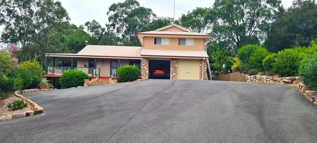 4 Clapham Court, Bunya, QLD 4055