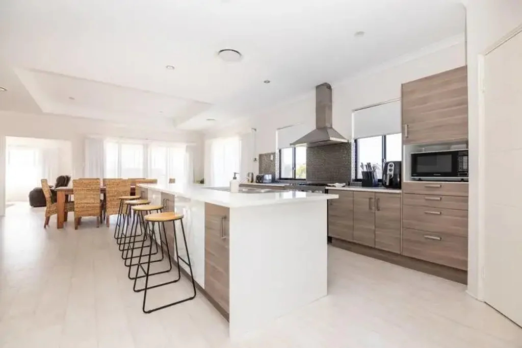 Jurien Bay 4कमरा Investment Property or Family Home