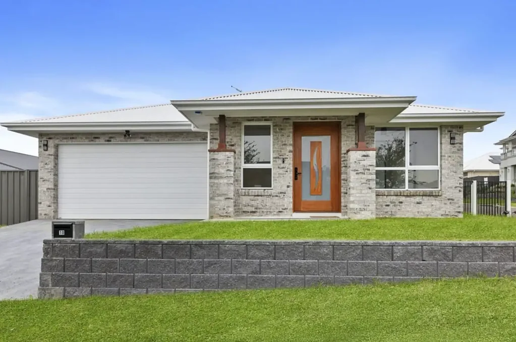 10 Soreina Drive, Wyee, NSW 2259