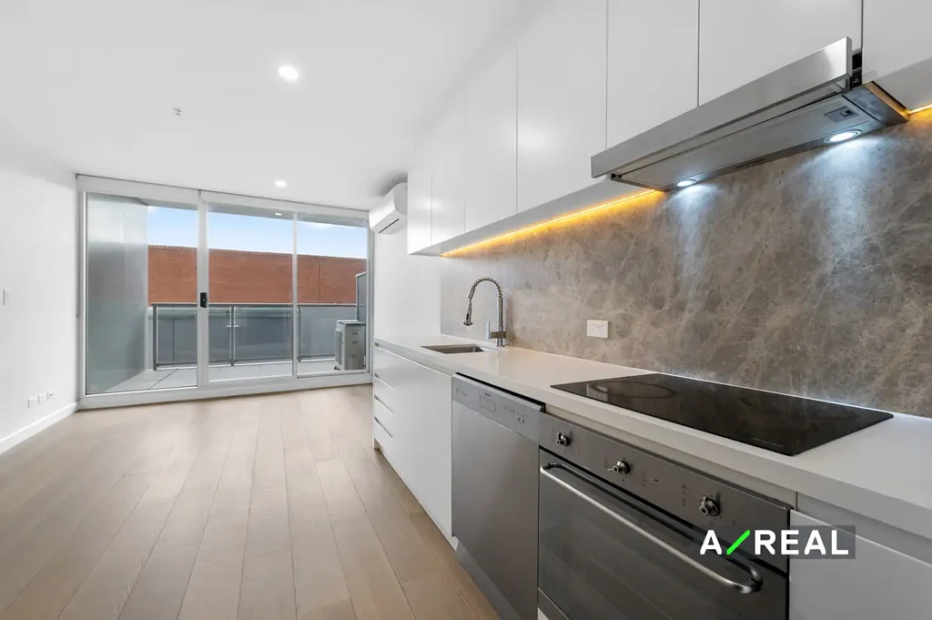 Contemporary Living On the Edge of Melbourne City