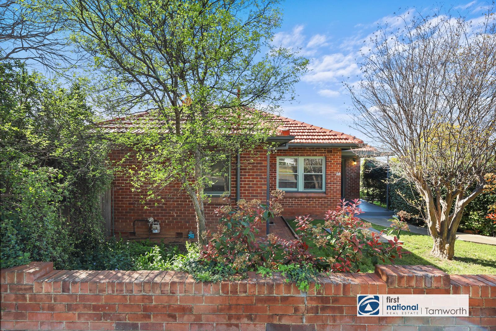 28 ROBYN ST, SOUTH TAMWORTH NSW 2340, 0 침실, 0 욕실, House