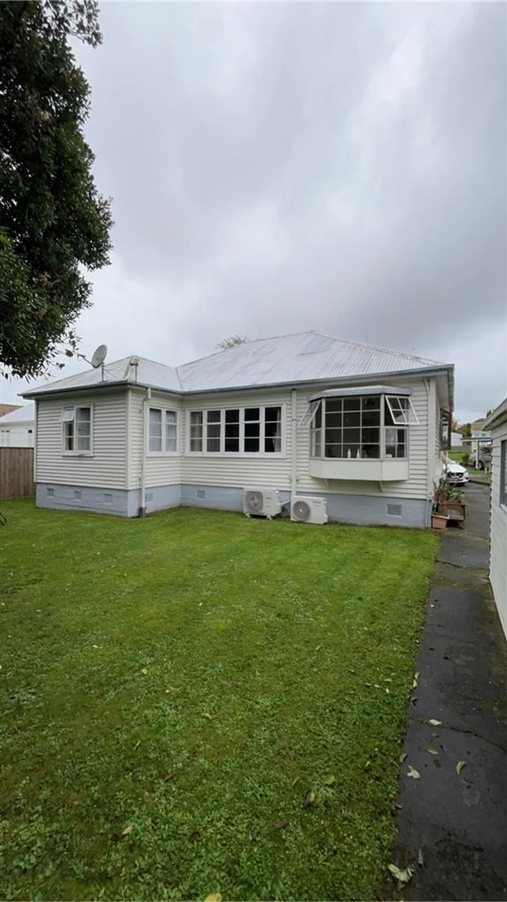 4 Bedroom Family Home in Popular Roslyn