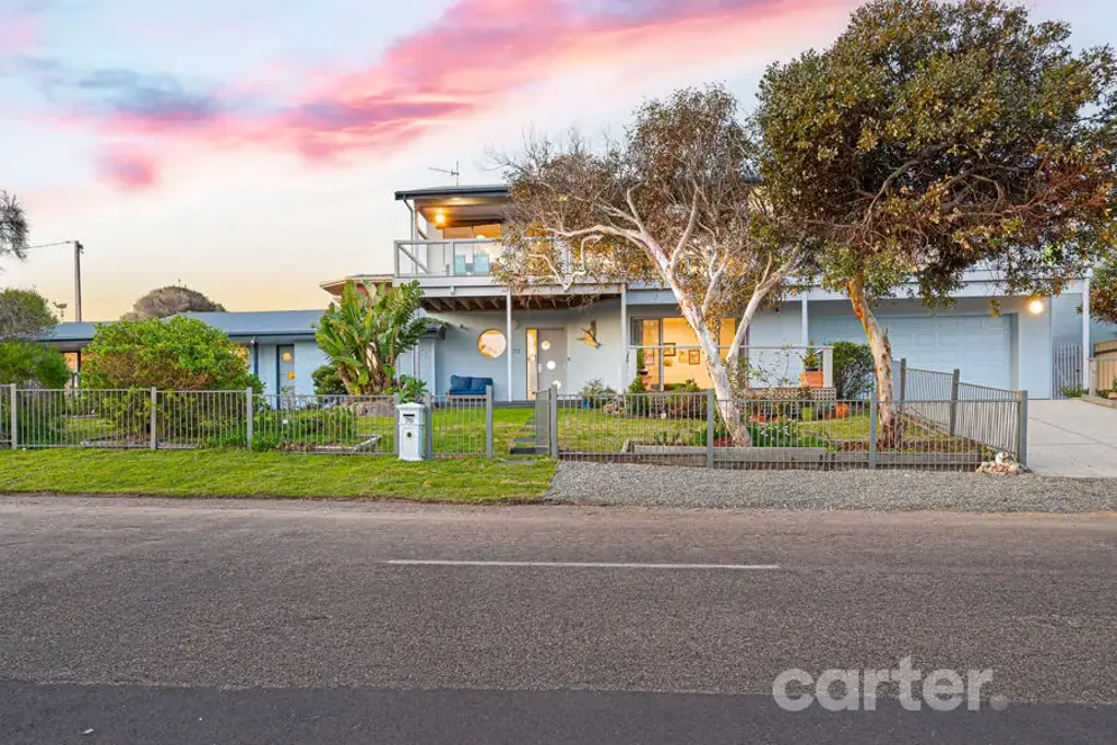 Goolwa Beach 4房  Light-Filled Coastal Home with Dual Income Potential