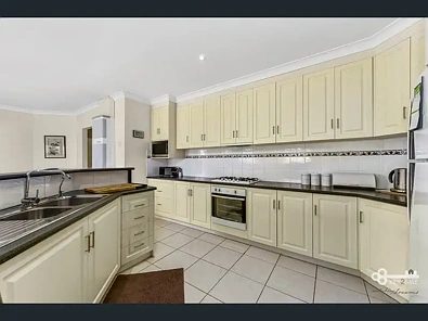 18 Dalkeith Drive, Mount Gambier, SA 5290, 3 Bedrooms, 2 Bathrooms, House
