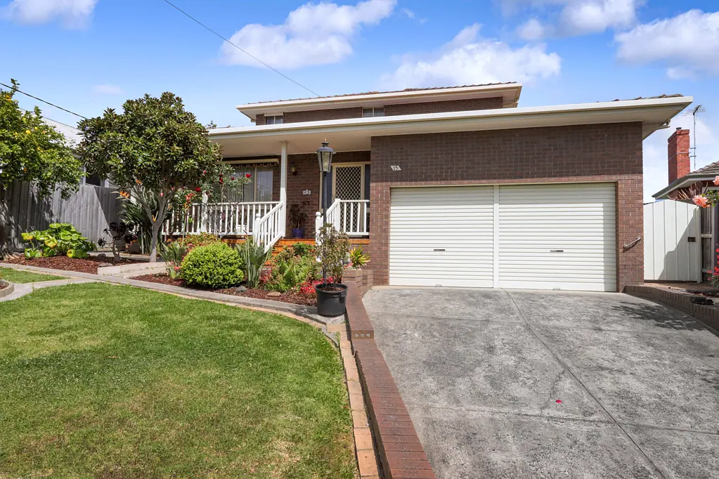 15 Jacaranda Street, Oak Park, VIC 3046