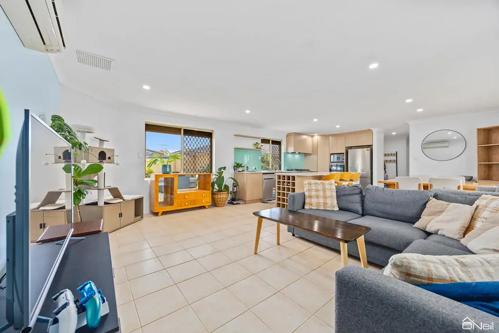 9/15 Attfield Street, Maddington, WA 6109