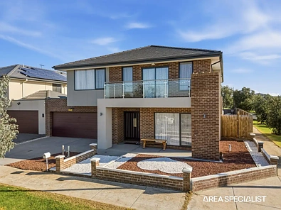Aintree 5 Slaapkamer The Brief:
An Exceptional Family Home Offering Space Without
Compromise