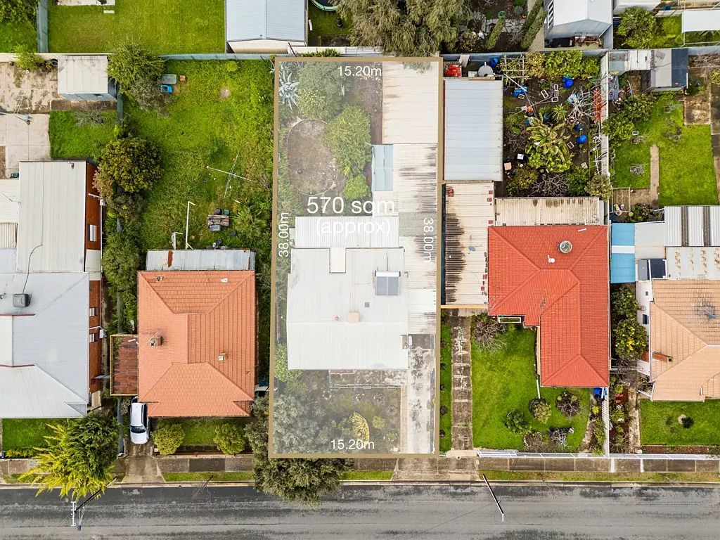 Pennington 3कमरा Large 570 Sqm Block ~ Potential in Prime Location!