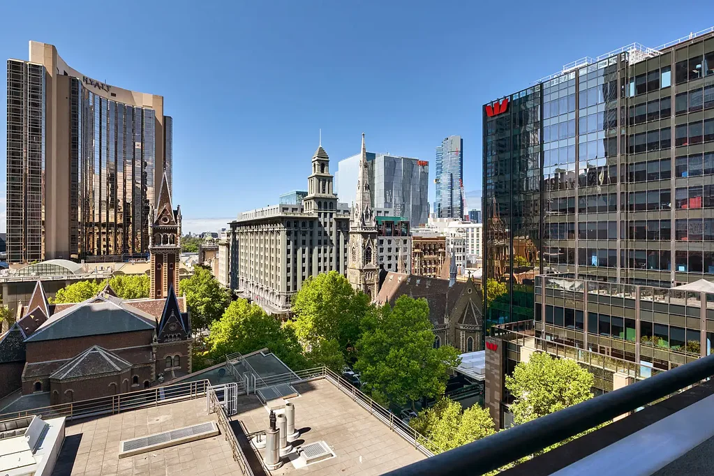 Melbourne 2chambre Ideal City Base or Prime Fully Furnished Investment Opportunity