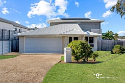 7 Trinity Crescent, Springfield Lakes