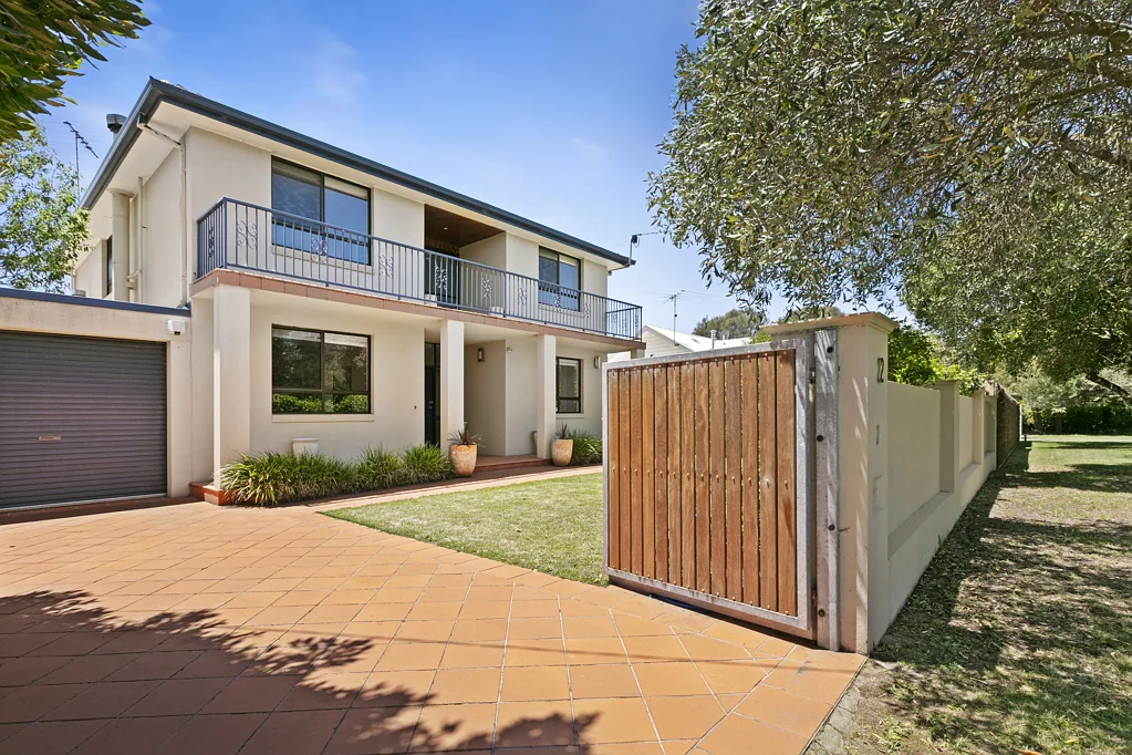 2 Grant Street, Blairgowrie, VIC 3942