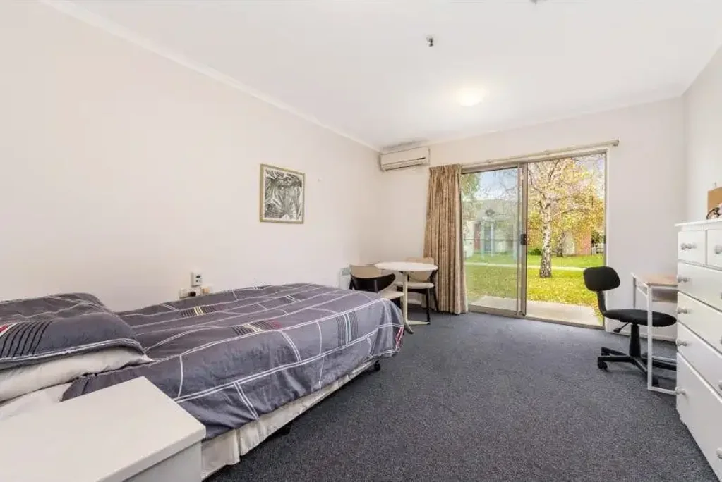 Frankston 1部屋 10.95% Rental Return Unbelievable Blue Chips !!!