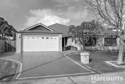 22 Glenelg Way, Meadow Springs