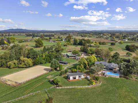 Tauwhare  Two Homes On 13 Hectares