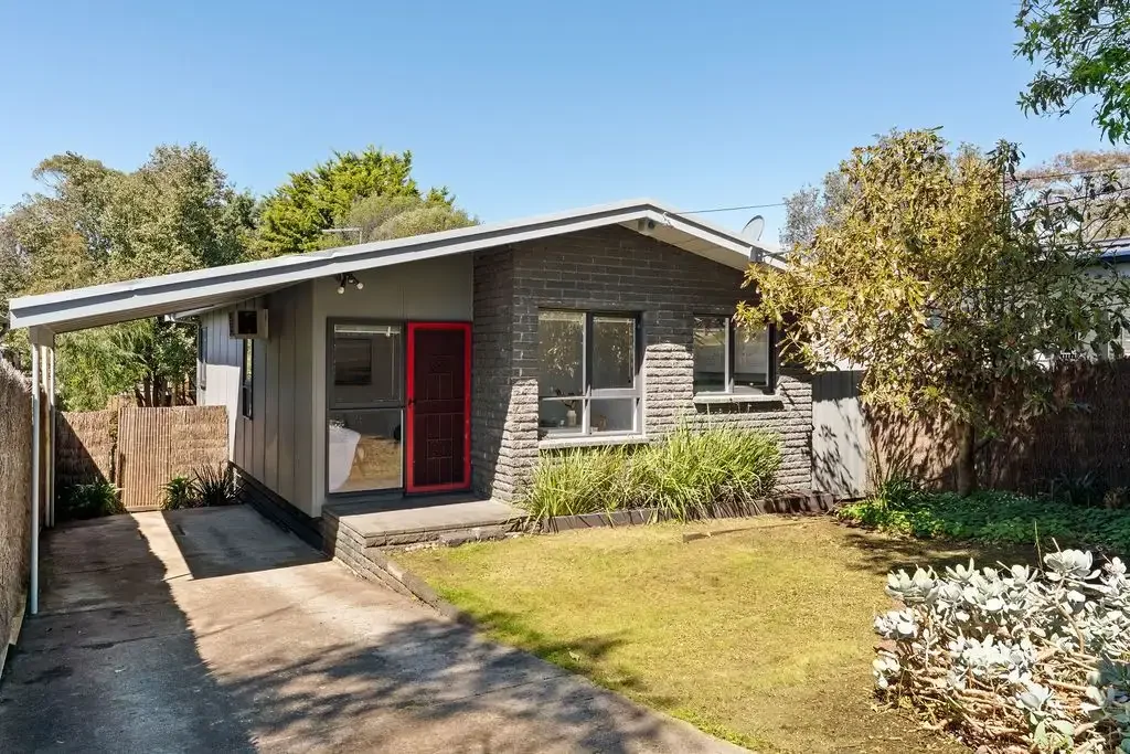 95 Fifth Avenue, Rosebud, VIC 3939