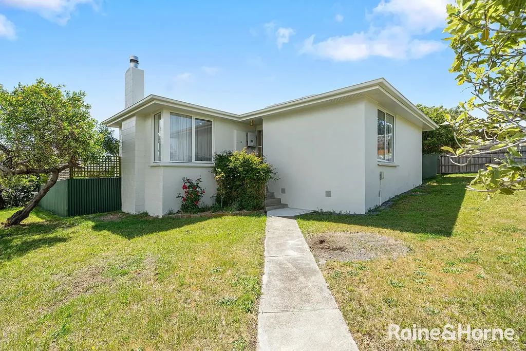 19 Selwyn Street, Triabunna, TAS 7190