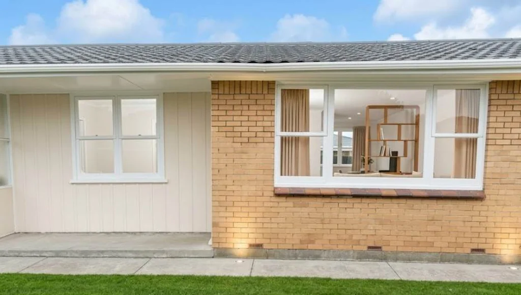 2/142 Buckland Road - 2 bedroom unit