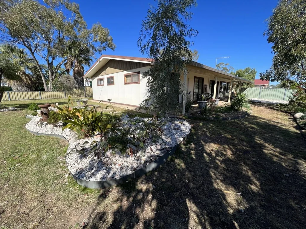 26 Butterfly Avenue, Lightning Ridge, NSW 2834