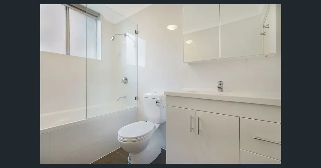 Well Maintained 2 Bedroom Unit In The Heart Of Merrylands