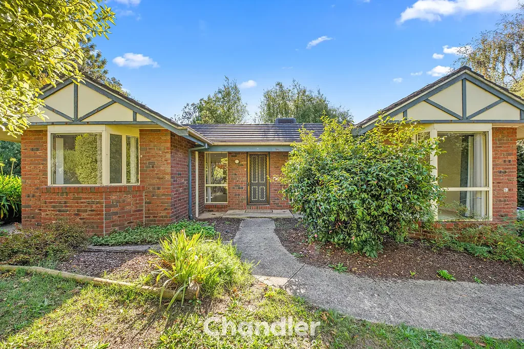 A RARE RENTAL OPPORTUNITY – 2 BED UNIT IN THE HEART OF MONBULK