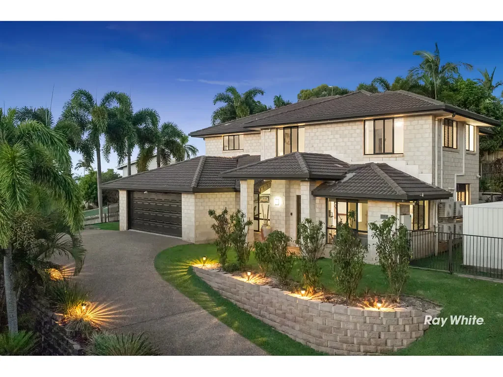 14 Waterview Drive, Lammermoor, QLD 4703