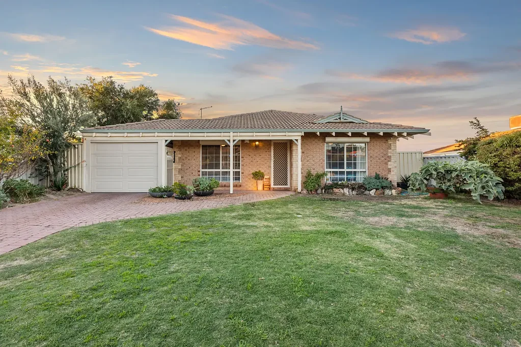 Merriwa 4 Slaapkamer First opportunity to view Saturday 16th May @ 2.15pm