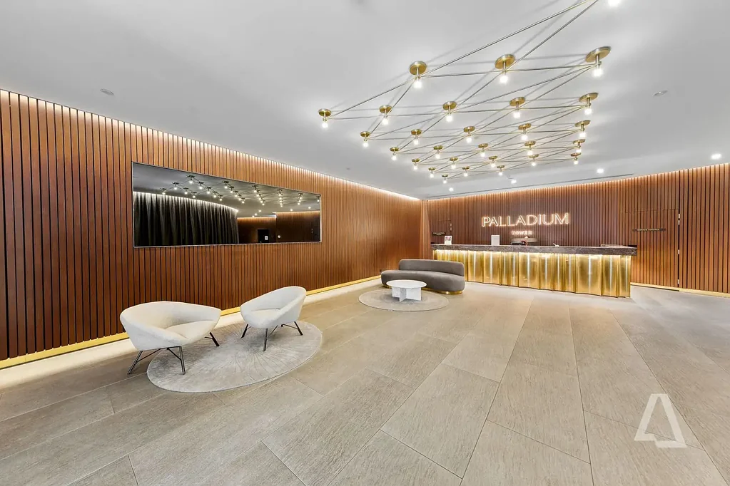 Southbank 2 Slaapkamer Elevated Southbank Living — Vacant Possession, Ready to Move In or Ideal for Savvy Investors at Palladium Tower