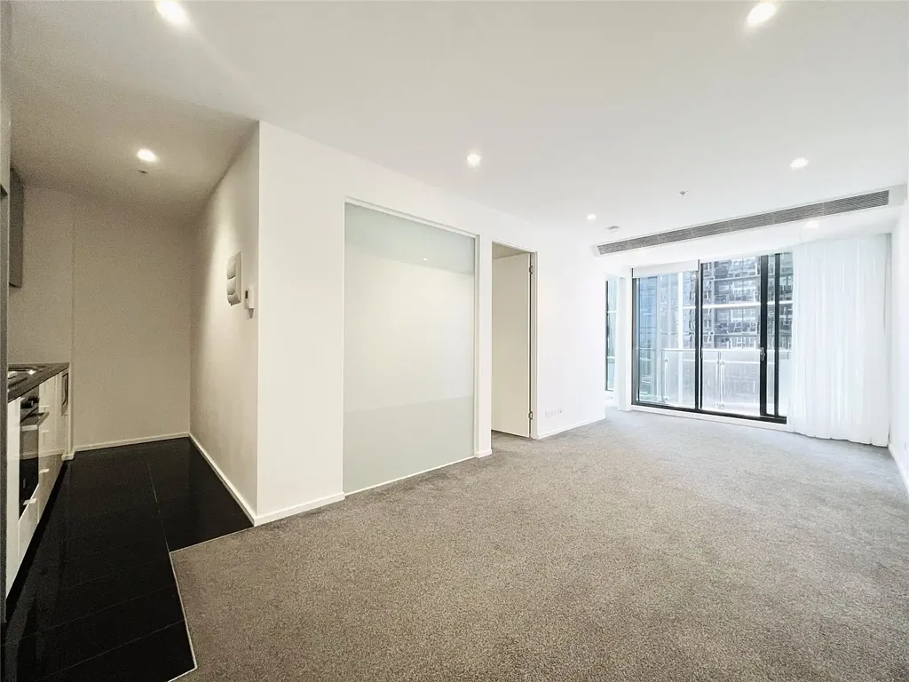Southbank Grand: Fantastic Two Bedroom Apartment!