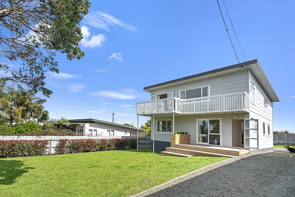 Shelly Beach 4Moenga Beautifully Renovated Beachside Retreat