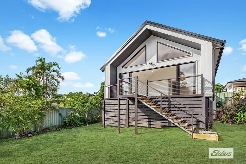 Brand new home with stunning views!