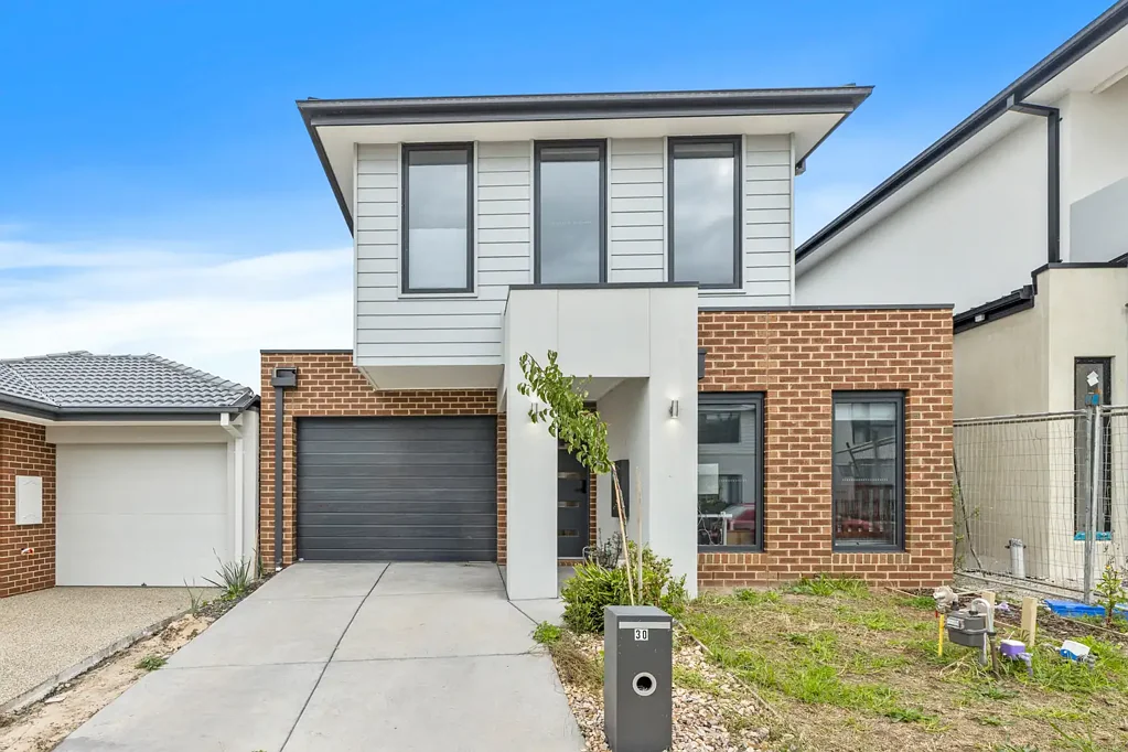 Modern Family Living in One of Berwick's Most Sought-After Communities