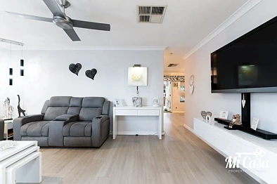 42 Cunningham Loop, Mirrabooka, WA 6061, 4 Bedrooms, 1 Bathrooms, House