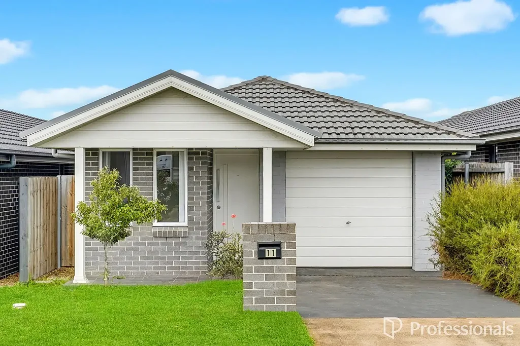 Single Level Home on Rouse Hill border