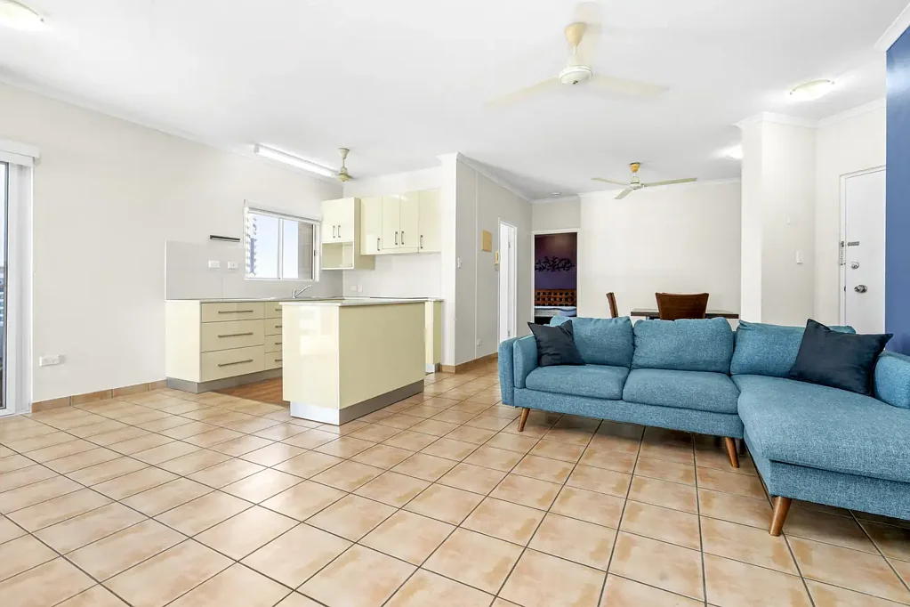 Darwin City 1房  Smart city pad with lift access, parking and a pool!
