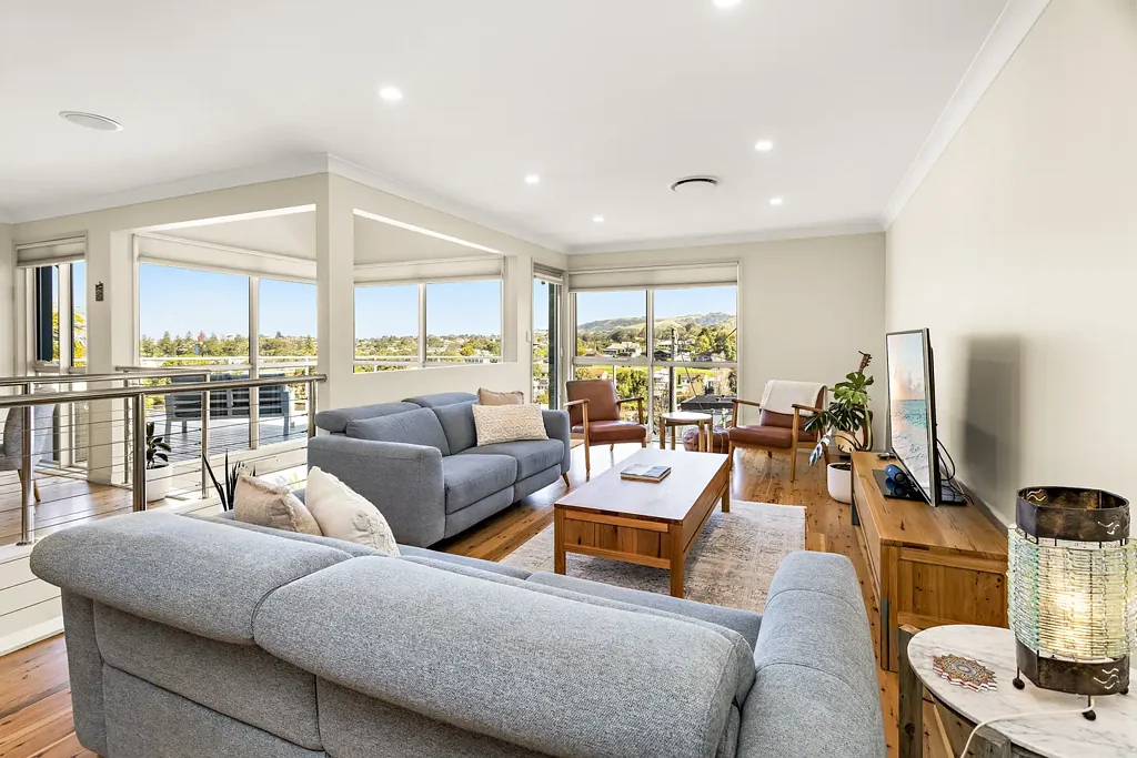 Kiama 4房  Architecturally Designed Coastal Entertainer