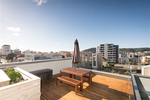 4/2 Palmer Street, Aro Valley, Wellington, 2 Kuwarto, 1 Banyo