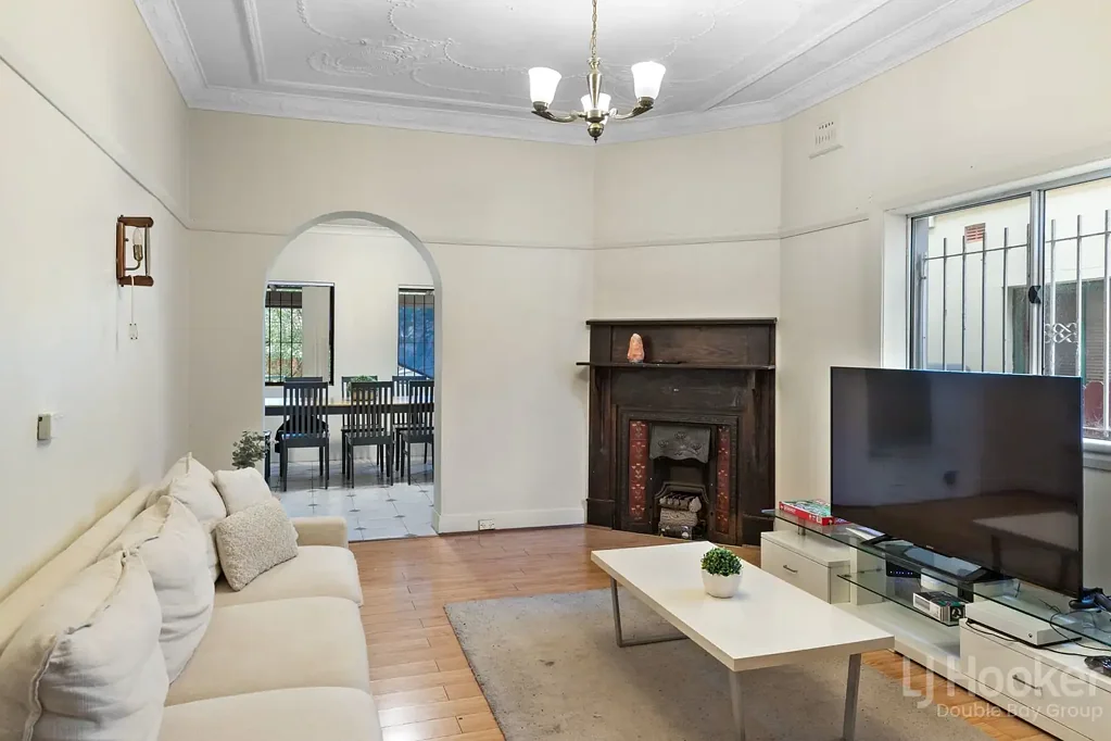 Maroubra 6chambre Freestanding home in a prime location.